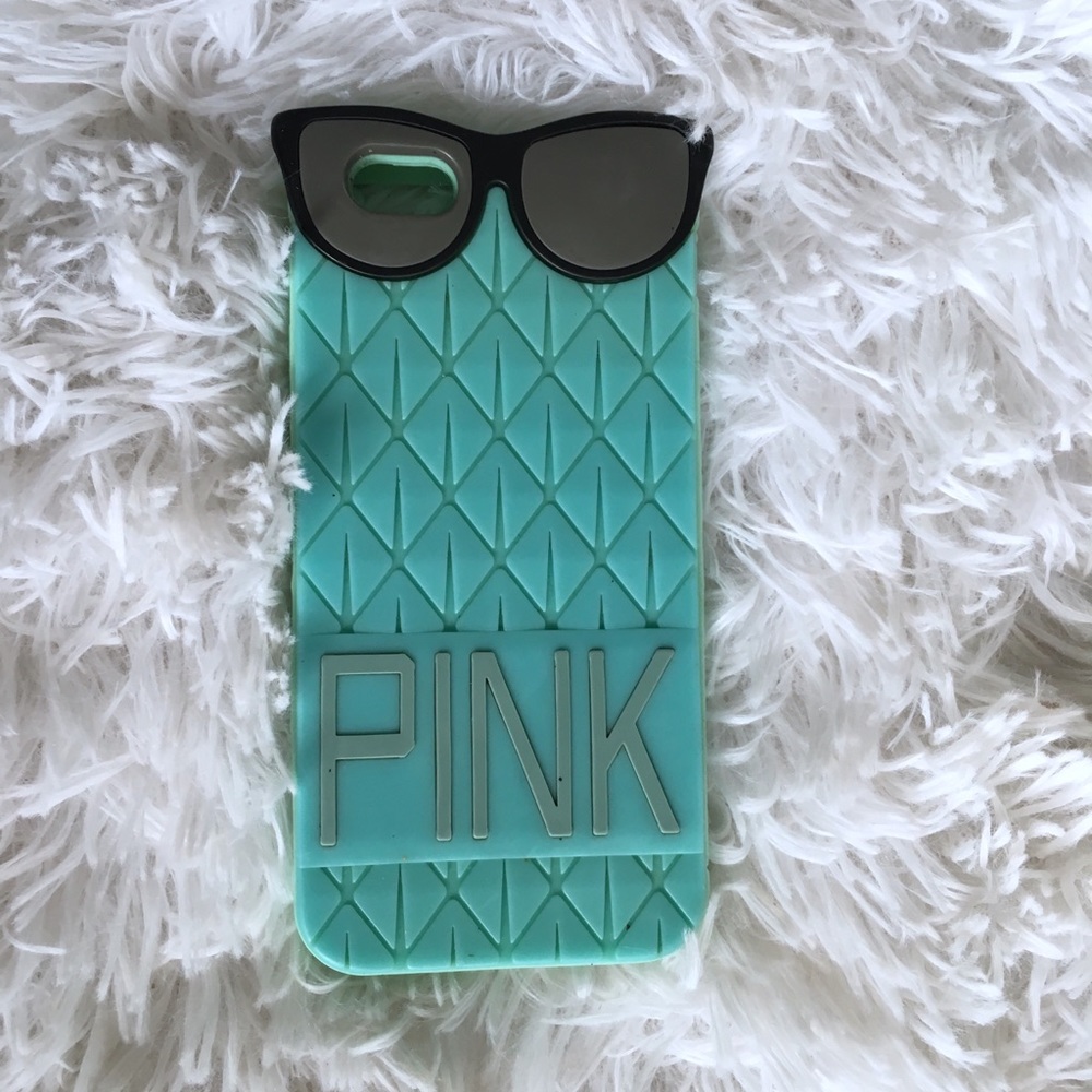 Victoria's Secret turquoise pineapple phone case🍍